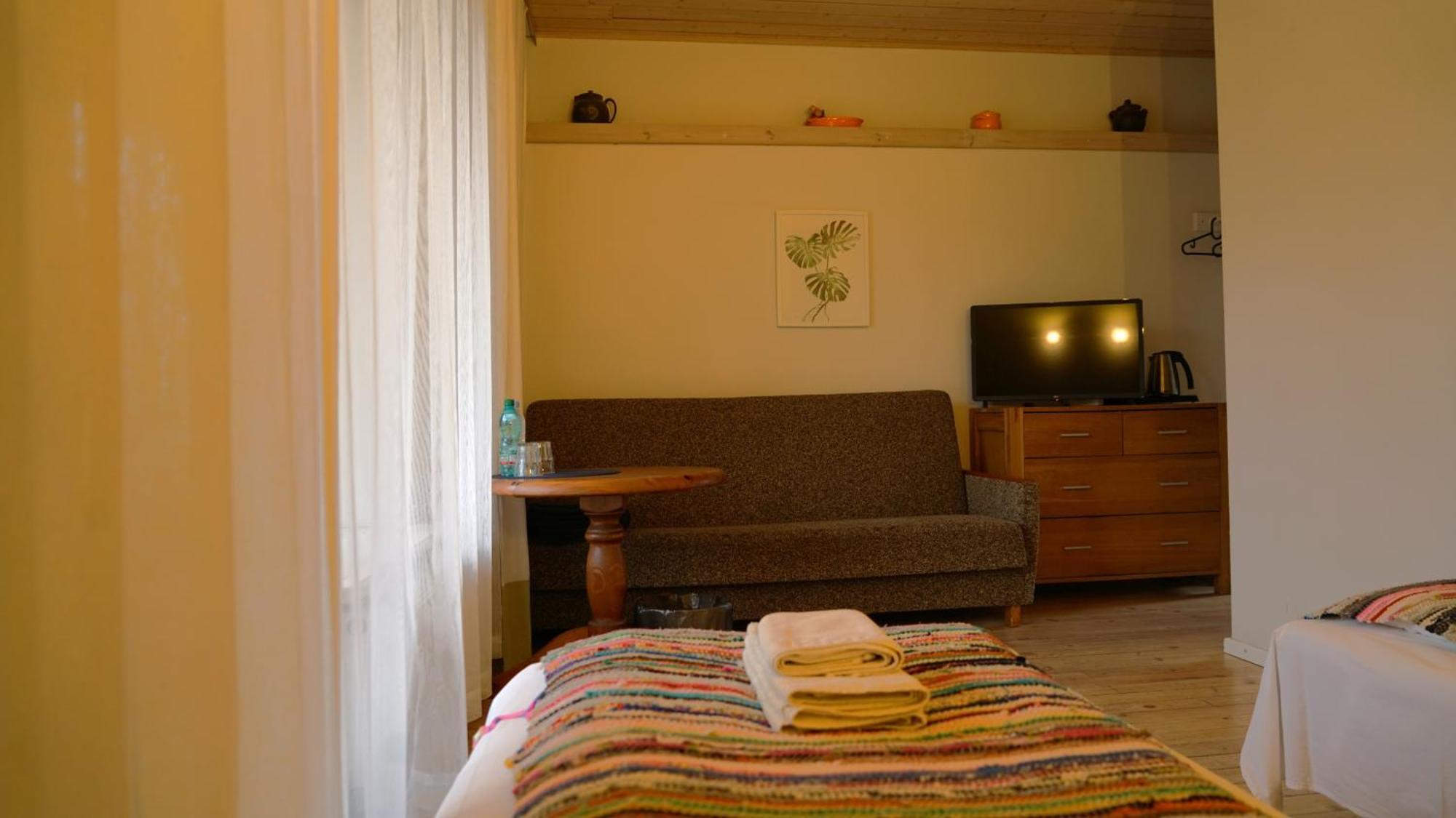 Maza Kapa Hotel Koknese Buitenkant foto