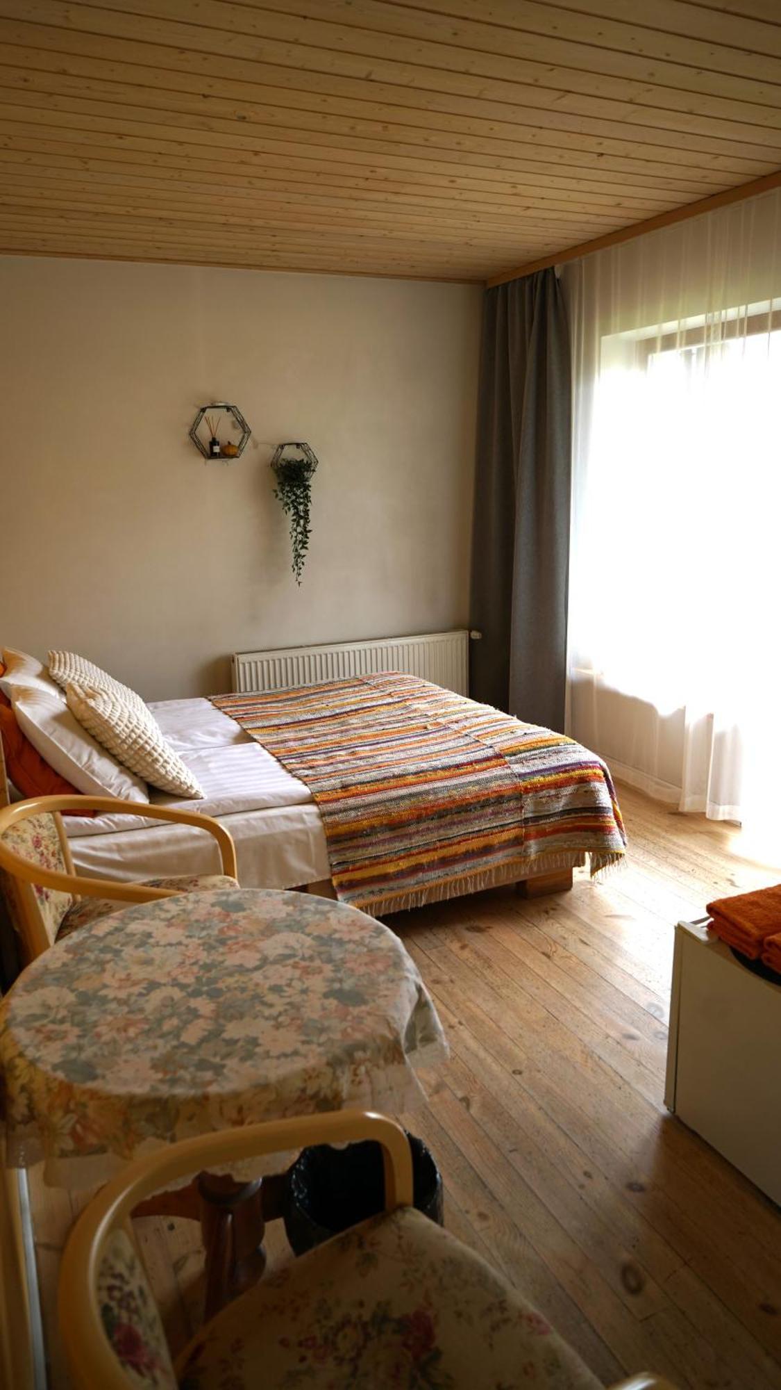 Maza Kapa Hotel Koknese Buitenkant foto