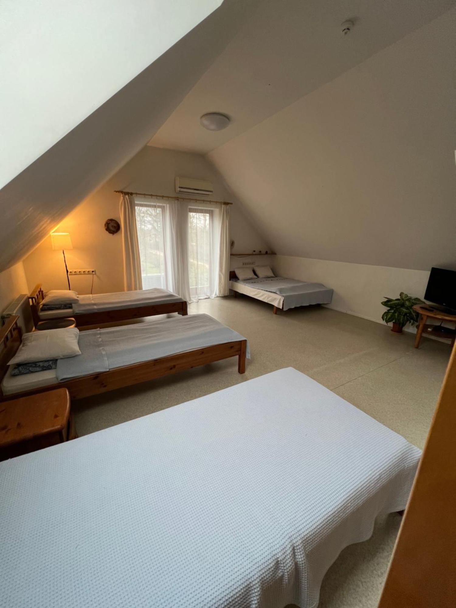 Maza Kapa Hotel Koknese Buitenkant foto